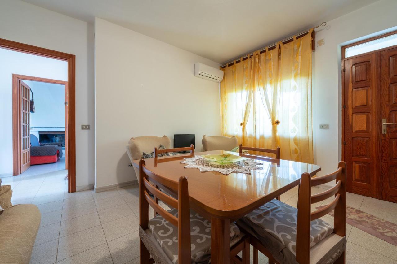 Casa Vacanze San Giovanni San Giovanni Suèrgiu Exterior foto
